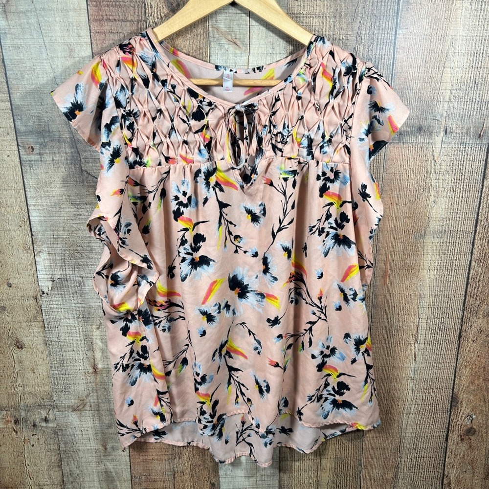 Xhilaration XL Pink Floral Flutter Sleeve Blouse Boho Tie Neck Top Pintuck